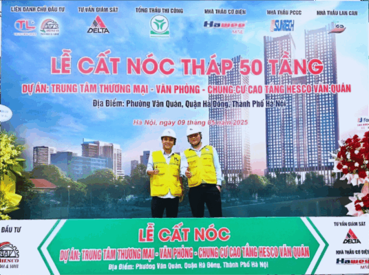 Minh Lâm tại lễ cất nóc tháp 50 tầng dự án Grand Sunlake