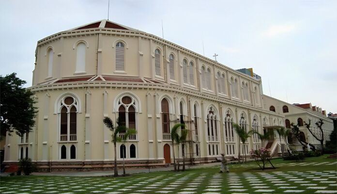 NHÀ THỜ DÒNG - PHAOLO
