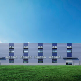 Nhà xưởng Zhipat