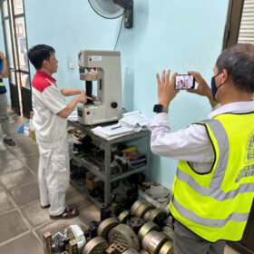 Thí nghiệm vật liệu dự ứng lực đầu vào