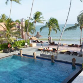 Hồ bơi - Levive Resort 2