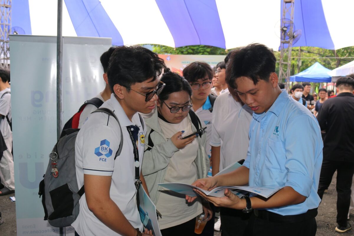 Minh Lâm tại Job Fair tháng 04/2025 HCMUT